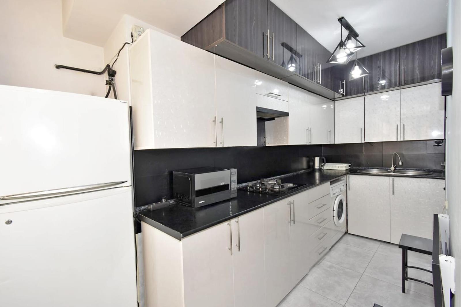 Luxury Spacious Apartment On Saryan Street.Centre Jereván Kültér fotó